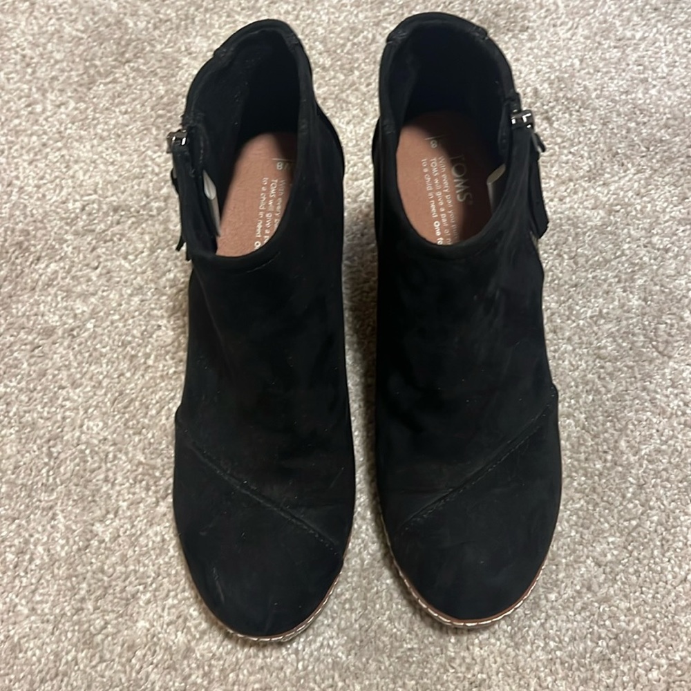 Black wedge Tom boots